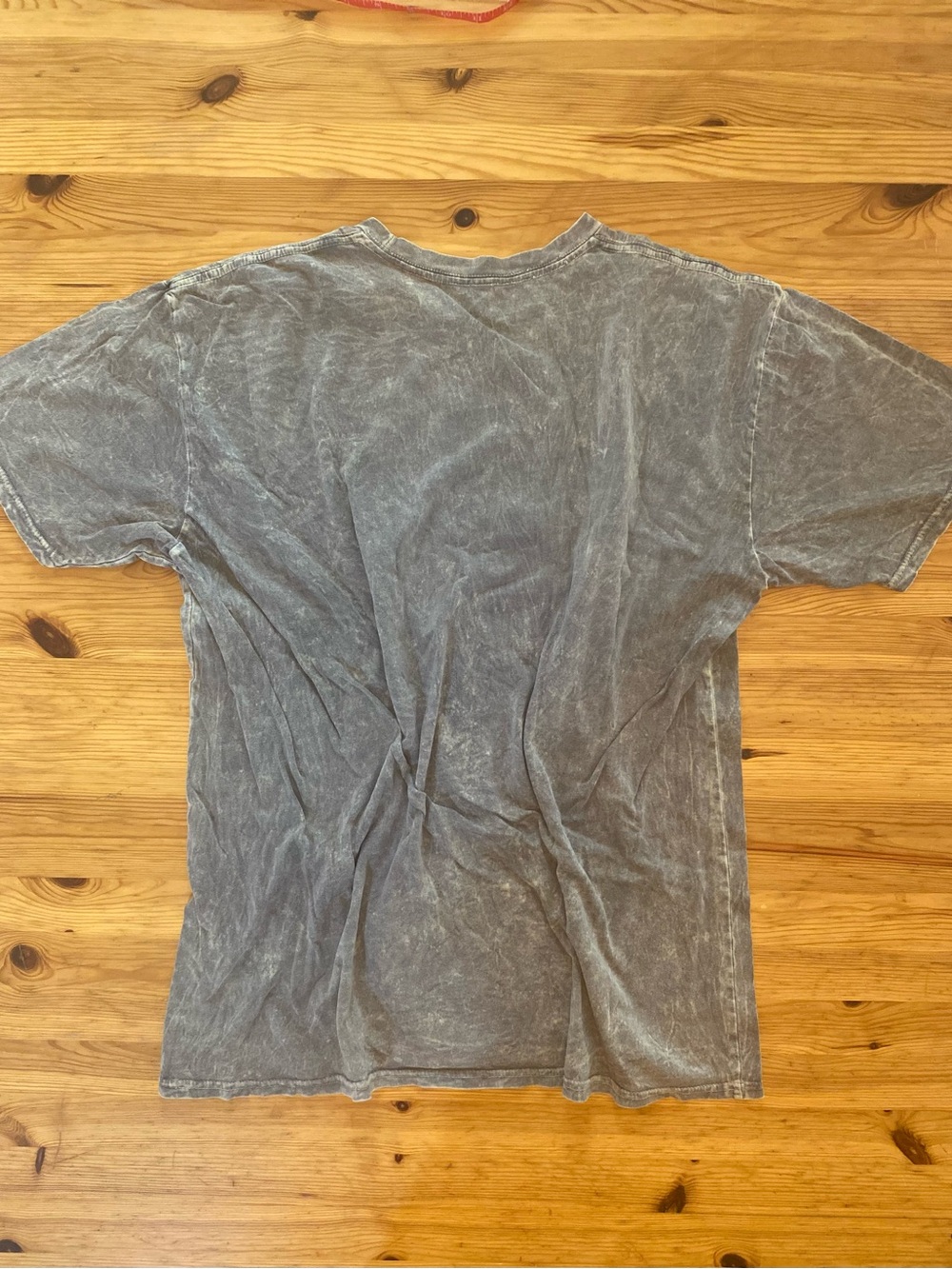 Lost Enterprises Acid Wash Lips on Ice Graphic T-Shirt  Y2K Surf Skate Size XL - Picture 6 of 7
